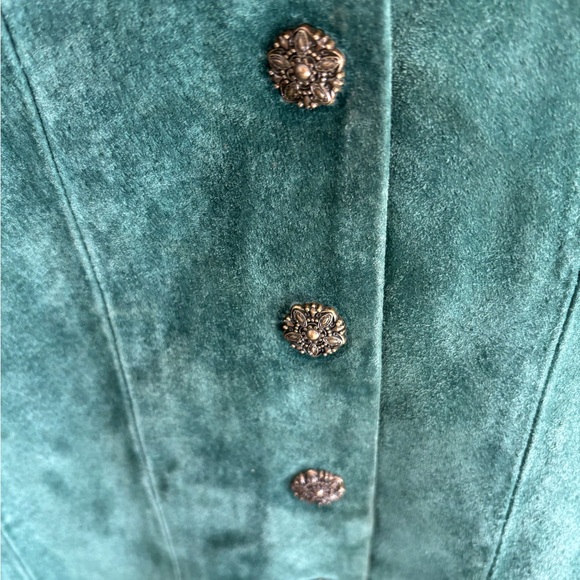 Beautiful green leather jacket - Picture 2 of 8